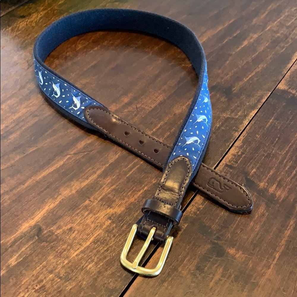 Vineyard Vines belt size 30